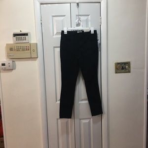 Universal Thread Women’s High Rise Skinny Jeans